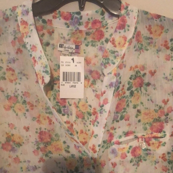 Kut semi sheer blouse off white with roses, medium - Picture 2 of 6